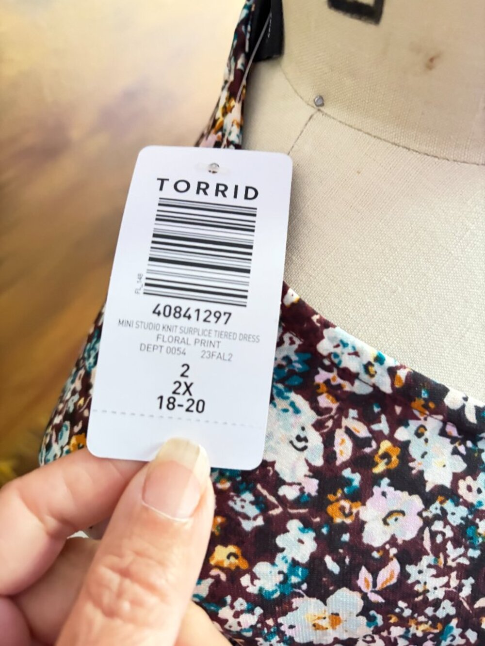 Torrid Knit Surplice Tiered Floral Dress Size XXL 18-20 NWT - Picture 6 of 8